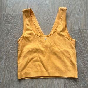 FABLETICS - V Neck Crop Tank